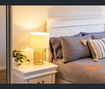 Stylish 1-Bedroom Fully Furnished & Equipped Unit - Photo 4