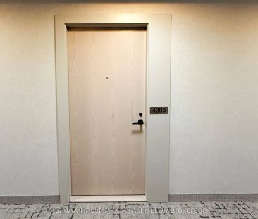 8 Interchange Way #4203 - Photo 4