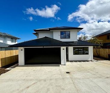 Stunning New 5-Bedroom Home in Otahuhu - Photo 3