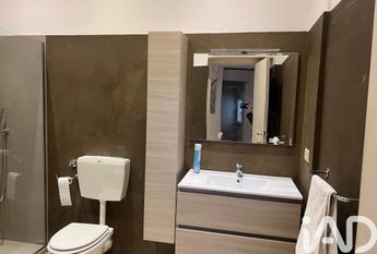 Via via xxv aprile, Genova, Liguria 16123