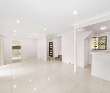 Spacious Family Home | Peaceful Setting | Waitara Public School Cat... - Photo 1