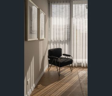 Near New Luxury Spacious 2 Bedroom 2 Baths - Photo 1