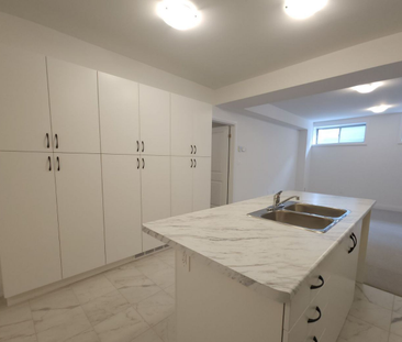 For Lease - 122 Franklin Trail Unit# Lower, Barrie, Ontario - Photo 4