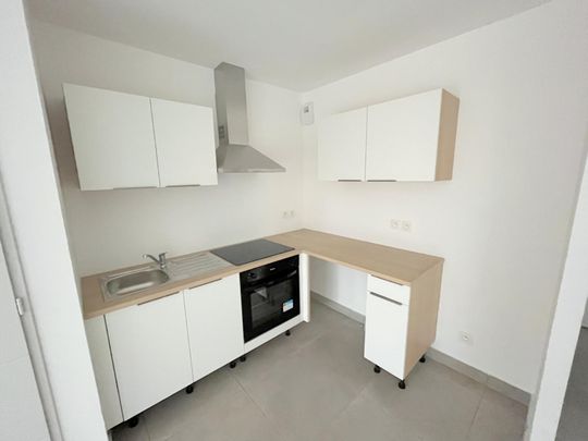 « VILLENEUVE-LES-AVIGNON - APPARTEMENT T2 45.17M² AVEC TERRASSE » - Photo 1