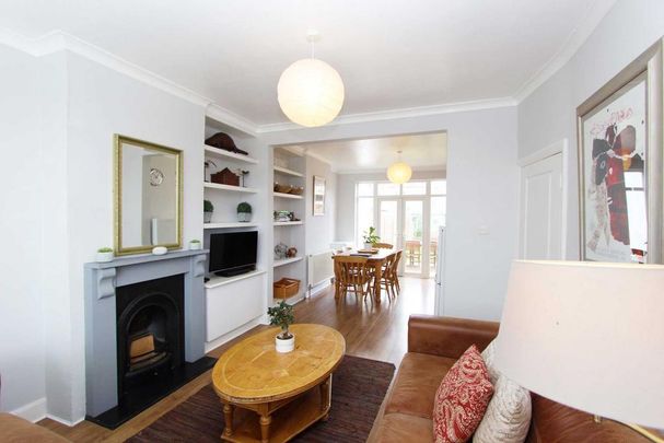 4 bedroom terraced house to rent - Photo 1