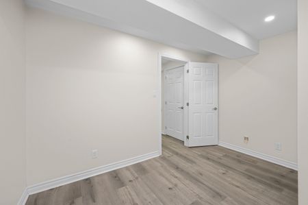 For Lease - 26 Phillipo Drive, Hamilton, Ontario - Photo 5