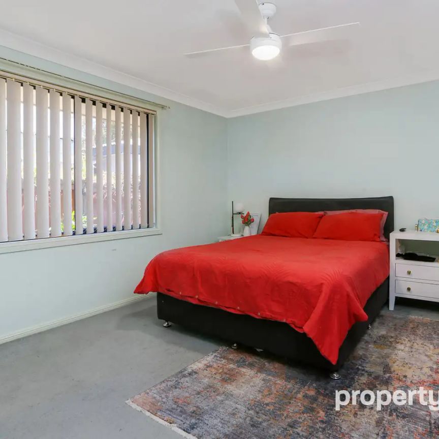 “Modern 2-Bedroom Townhouse in Prime Oxley Park Location” - Photo 1