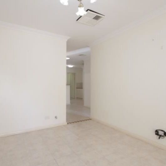 Private & Convenient 2-Bedroom Unit in Prime Bicton Location - Photo 1