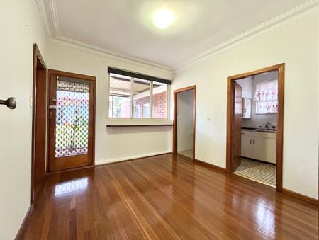 3 Bambridge Street, Chester Hill NSW 2162 - House For Rent | Domain - Photo 3