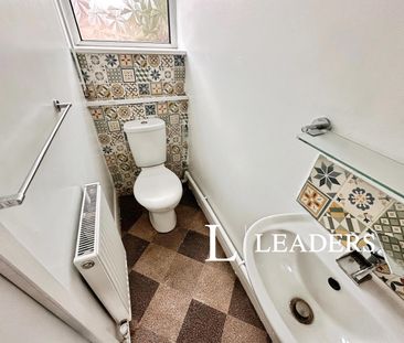 3 bedroom semi-detached to rent Anson Road; Meir; ST3 - Photo 2