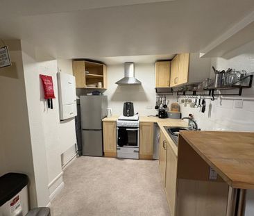 1 bedroom flat to rent - Photo 6