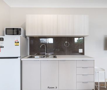 Large Furnished, self contained Unit - Including Bills! - Photo 1