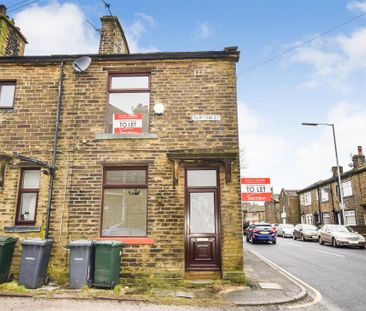 2 bedroom end of terrace house to rent - Photo 1