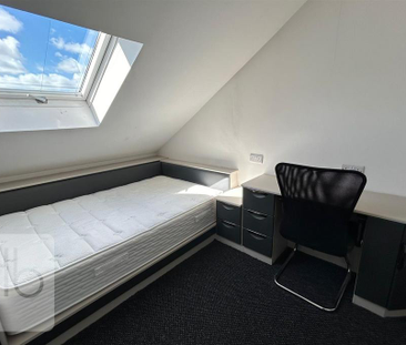 5 bedroom terraced house to rent - Photo 2