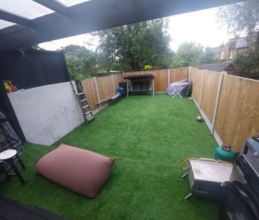 Room in a Shared House, Albyn Road, SE8 - Photo 4