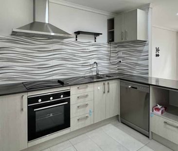 Papakura, 3 bedrooms - Photo 5