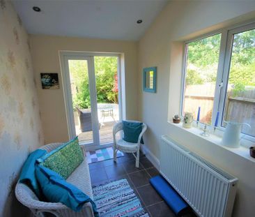 2 bedroom terraced house to rent - Photo 1