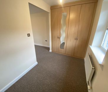 4 bedroom detached house to rent - Photo 5