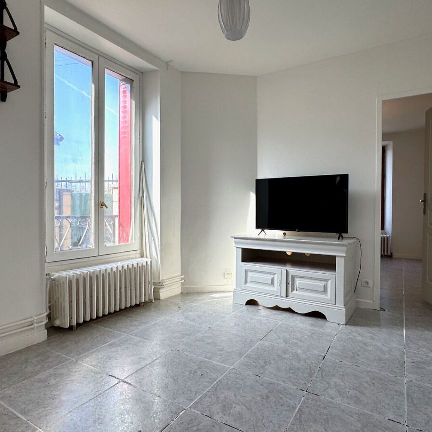Appartement Corbeil Essonnes 2 pièce(s) 30.57 m2 - Photo 1