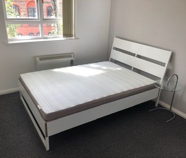 3 Bed Flat, Princes Gardens, L3 - Photo 4