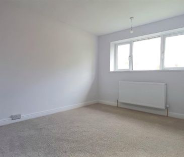 Worral Avenue, Treeton, Rotherham - Photo 1