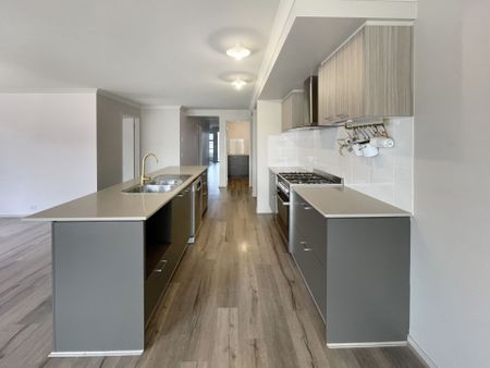 42 Gallant Way, Winter Valley - Photo 2