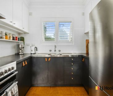 Stylish 2-Bedroom Apartment (Unfurnished) - Photo 4