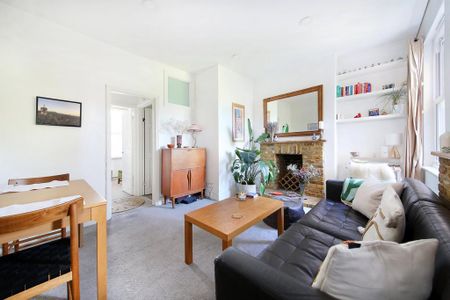 2 bedroom flat to rent - Photo 5