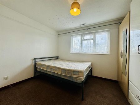 2 bedroom semi-detached house to rent - Photo 5