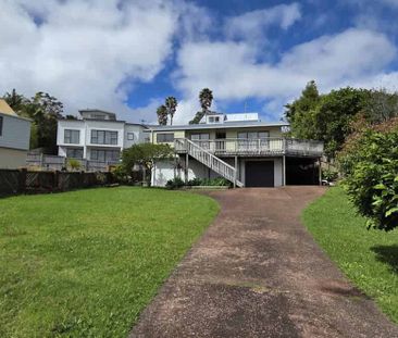 Browns Bay, 3 Bedrooms, $750 - Photo 1