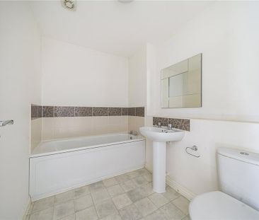 4 bedroom terraced house to rent - Photo 6