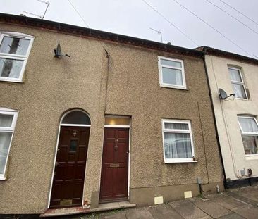 Gordon Street, NN2 - Photo 3