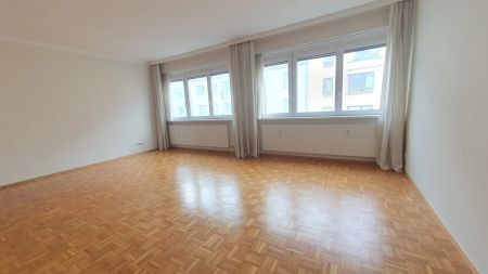 Gepflegte Drei Zimmer Neubauwohnung in gesuchter Lage - hoher Liftstock - Foto 3