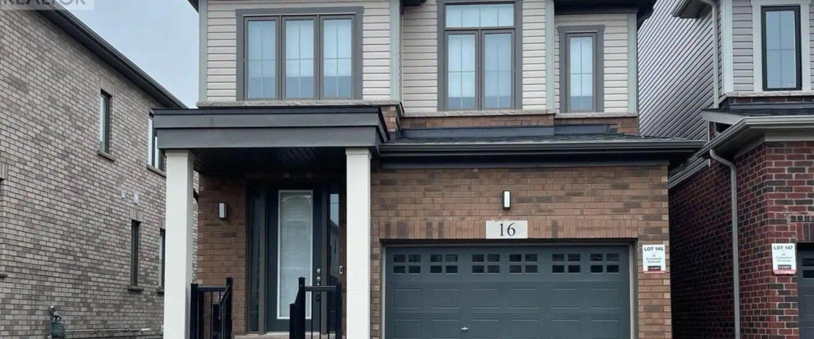 16 CROSSMORE CRESCENT — 3 Bedroom - Photo 1