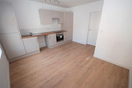 Albert Street, Warwickshire, Rugby, CV21 - Photo 3