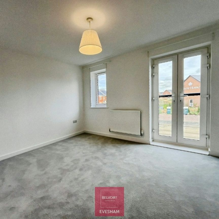 Terraced House to rent on - Photo 1