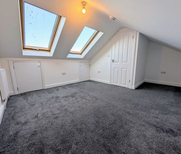 A 3 Bedroom Terraced - Photo 2