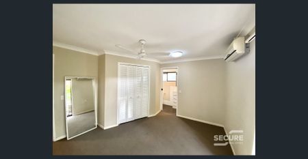 Perfectly Positioned, Spacious Unit. 6 Month lease term. - Photo 3
