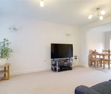 2 bedroom semi-detached house to rent - Photo 2
