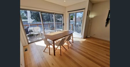 Luxury designer lifestyle property in Great Location - Photo 3