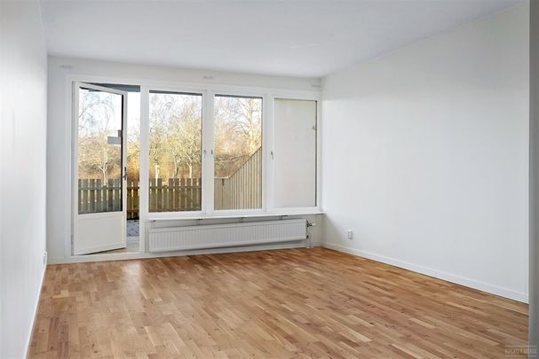 Syster Jennys väg 40 B - Foto 1