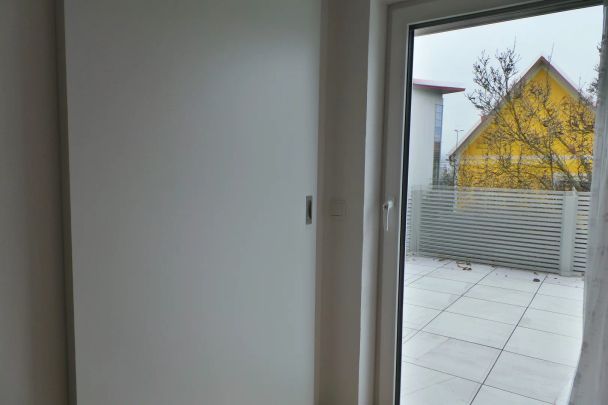 NEUWERTIG- STILVOLL sonnige 2ZI mit Wohn-Terrasse,GARTEN,Top Lage - nahe Stadtzentrum - Photo 1