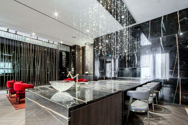 For Lease - 11 Yorkville Avenue Unit# 506, Toronto, Ontario - Photo 1