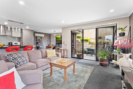 2/6 Legges Crescent, Prospect - Photo 2