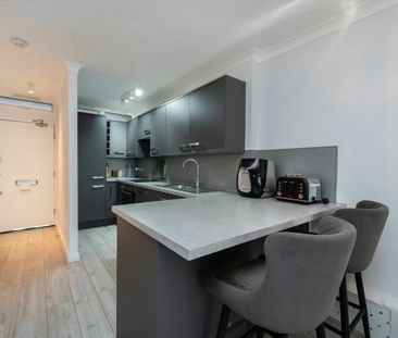 Finchley Road - Photo 3