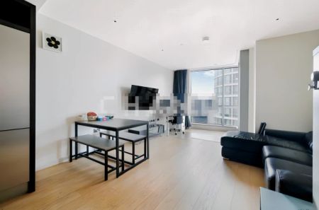 1 Bedroom 1 Bathroom - Photo 2