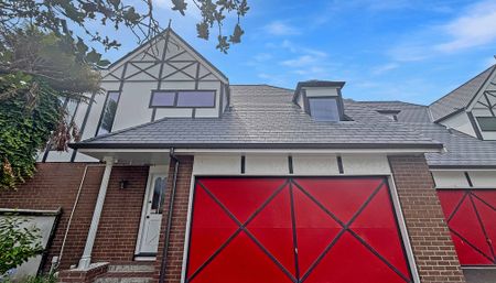 Tudor-Style Three-Bedroom Home in Prime Merivale Location - Photo 5