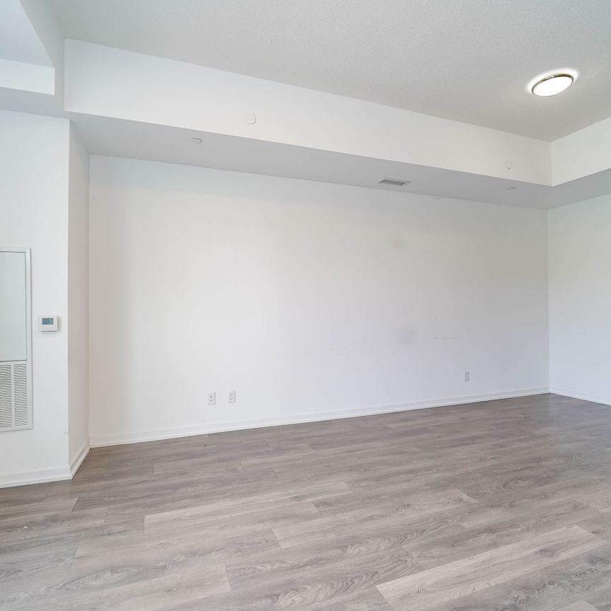 For Lease - 32 Forest Manor Road Unit# TH02, Toronto, Ontario - Photo 1