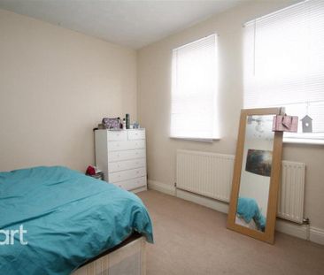 3 bedroom end of terrace house to rent - Photo 5