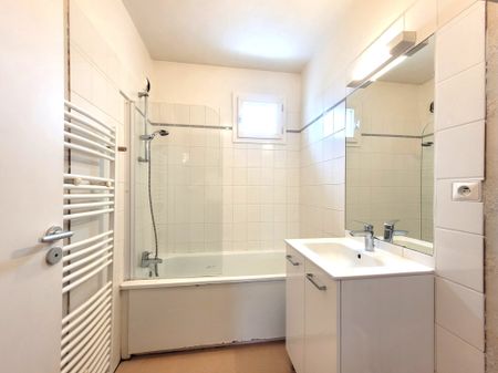 Location Appartement 3 pièces 57m² ST JACQUES DE LA LANDE 35136 - Photo 2